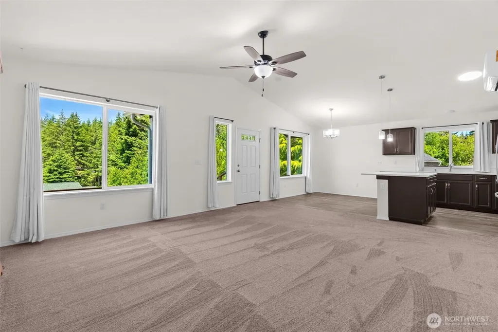 40 E Snowcrest Lane Shelton WA 98584