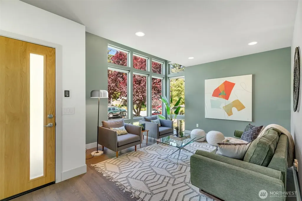 531 N 84th Street Seattle WA 98103
