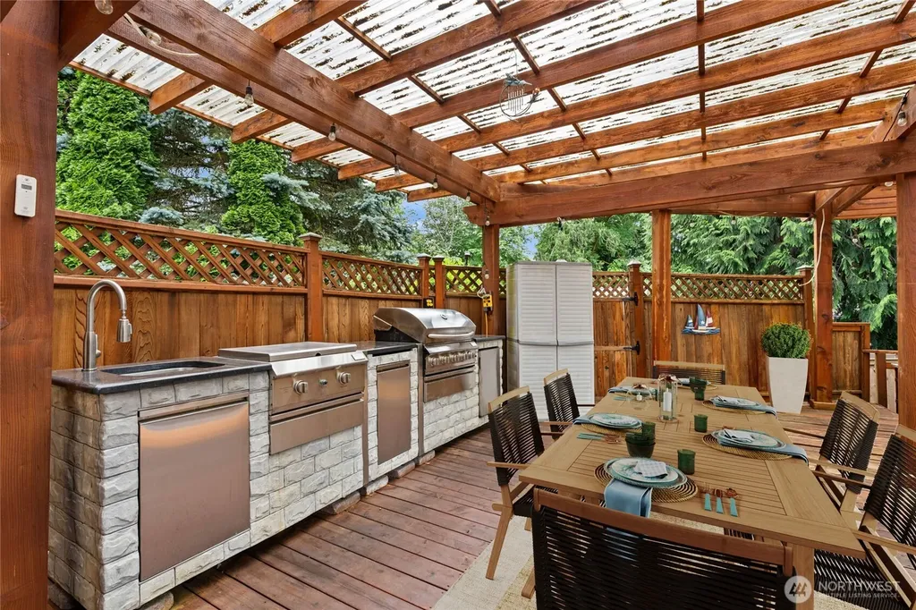 5025 Laura Street SE Olympia WA 98501