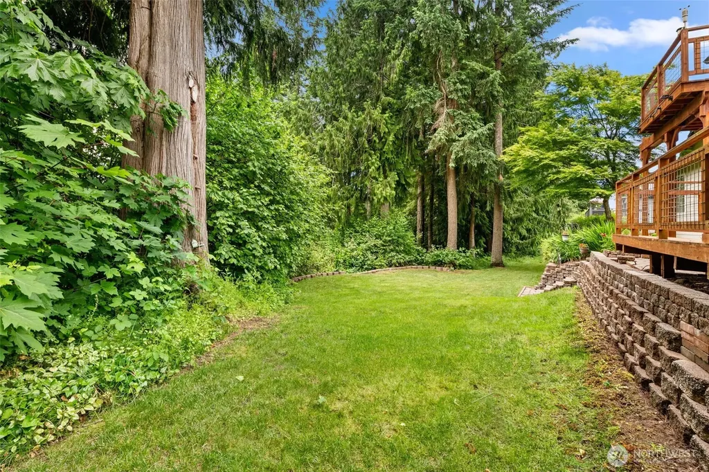 5025 Laura Street SE Olympia WA 98501