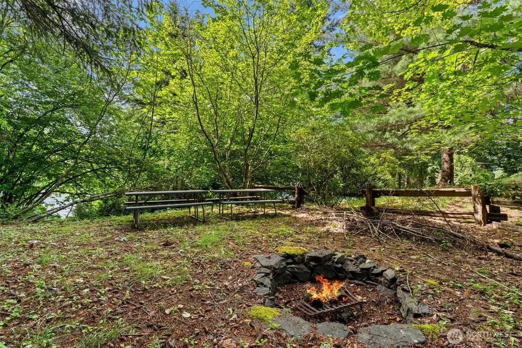 5025 Laura Street SE Olympia WA 98501