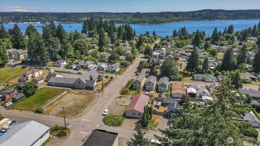 3701 W G Street Bremerton WA 98312