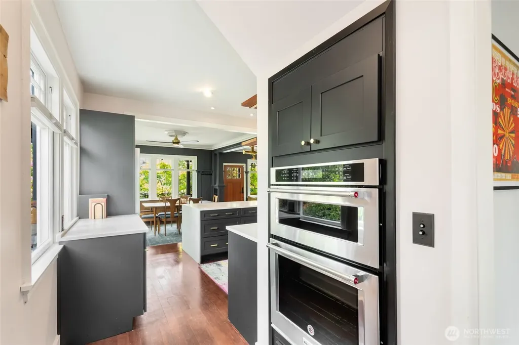 903 23rd Avenue S Seattle WA 98144