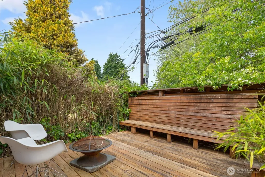 903 23rd Avenue S Seattle WA 98144