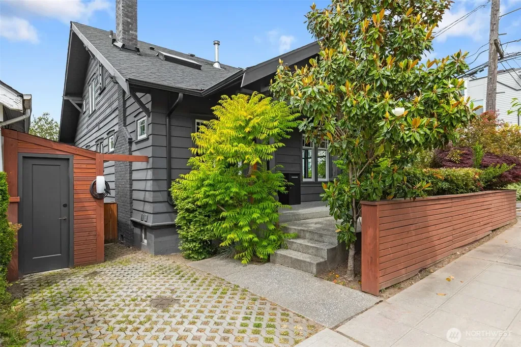 903 23rd Avenue S Seattle WA 98144