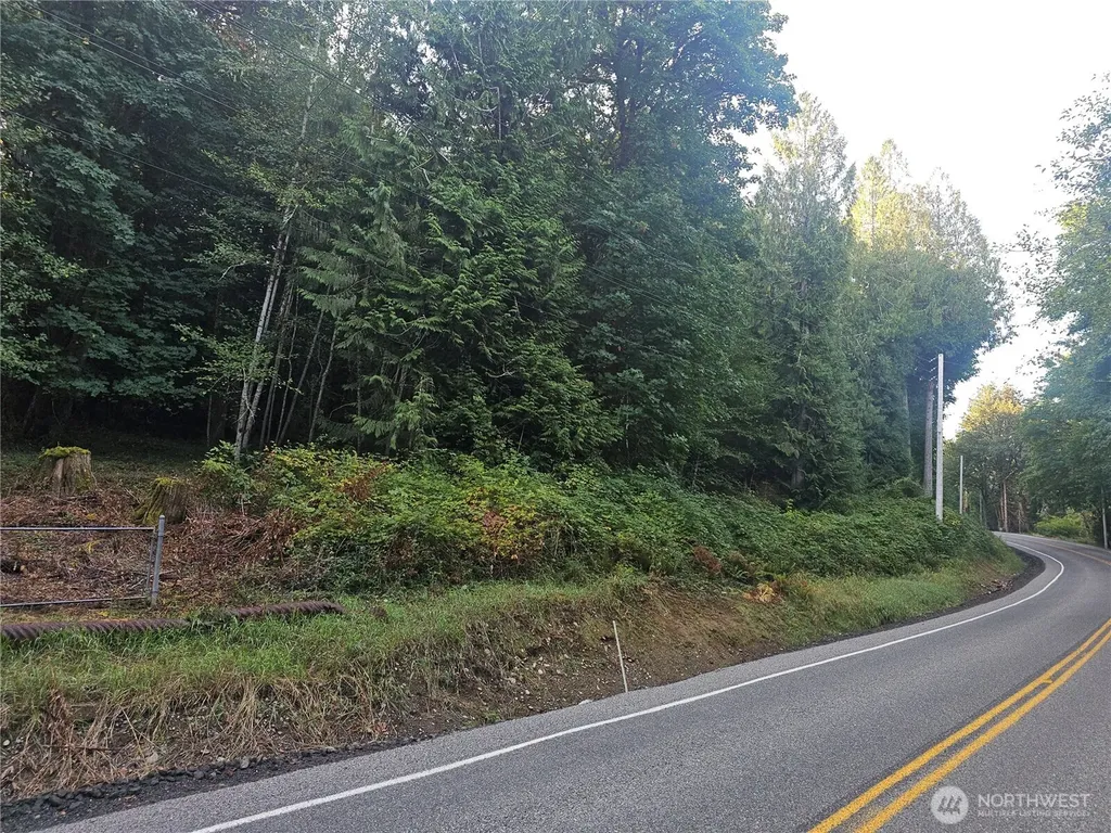 2540 E North Island Drive Shelton WA 98584