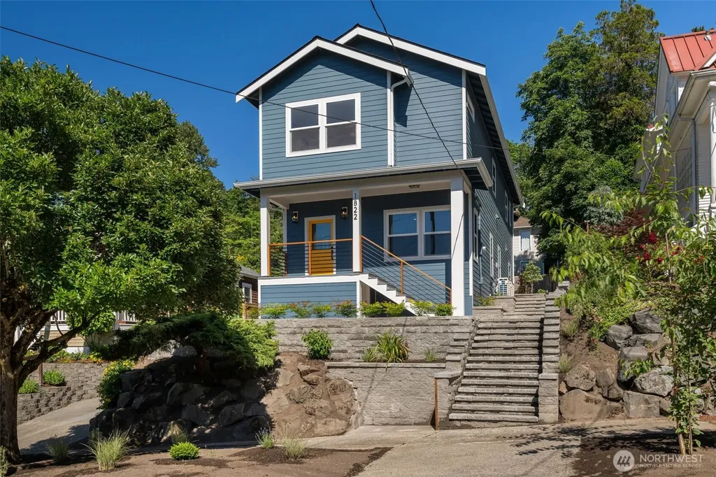 1822 31st Avenue Seattle WA 98122