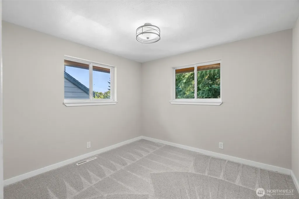 407 Seattle Avenue Port Orchard WA 98366