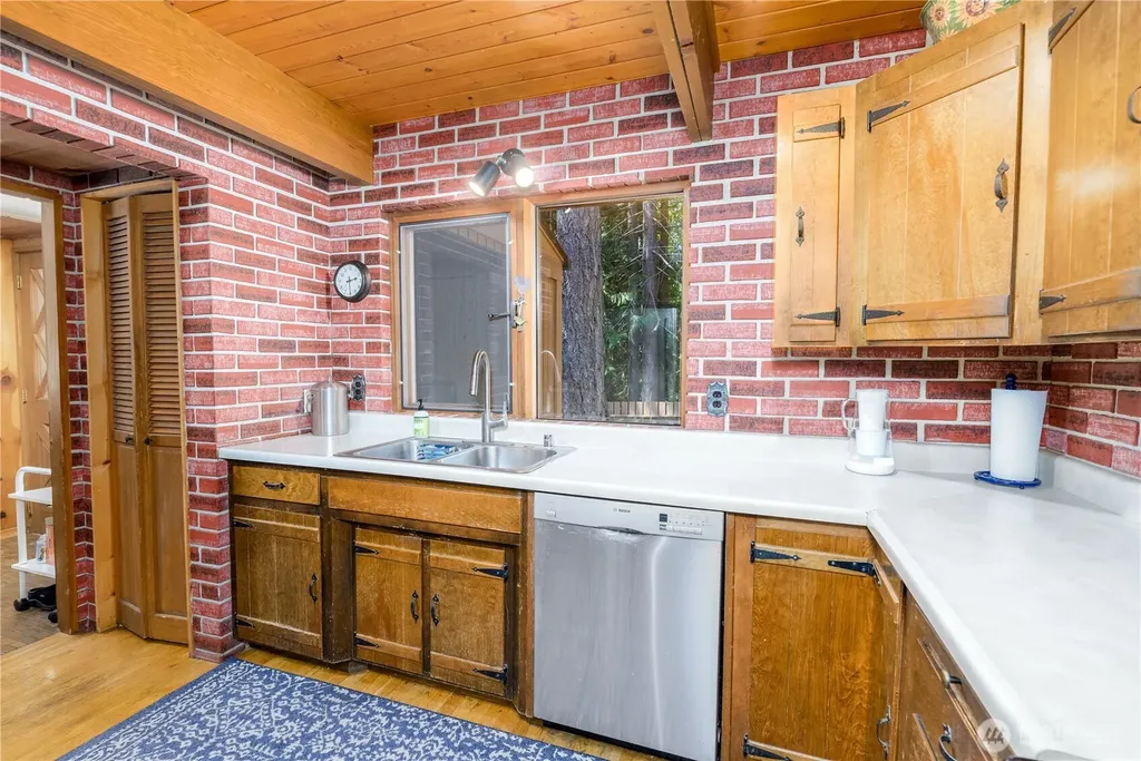 76 Fawn Haven Road Port Angeles WA 98362