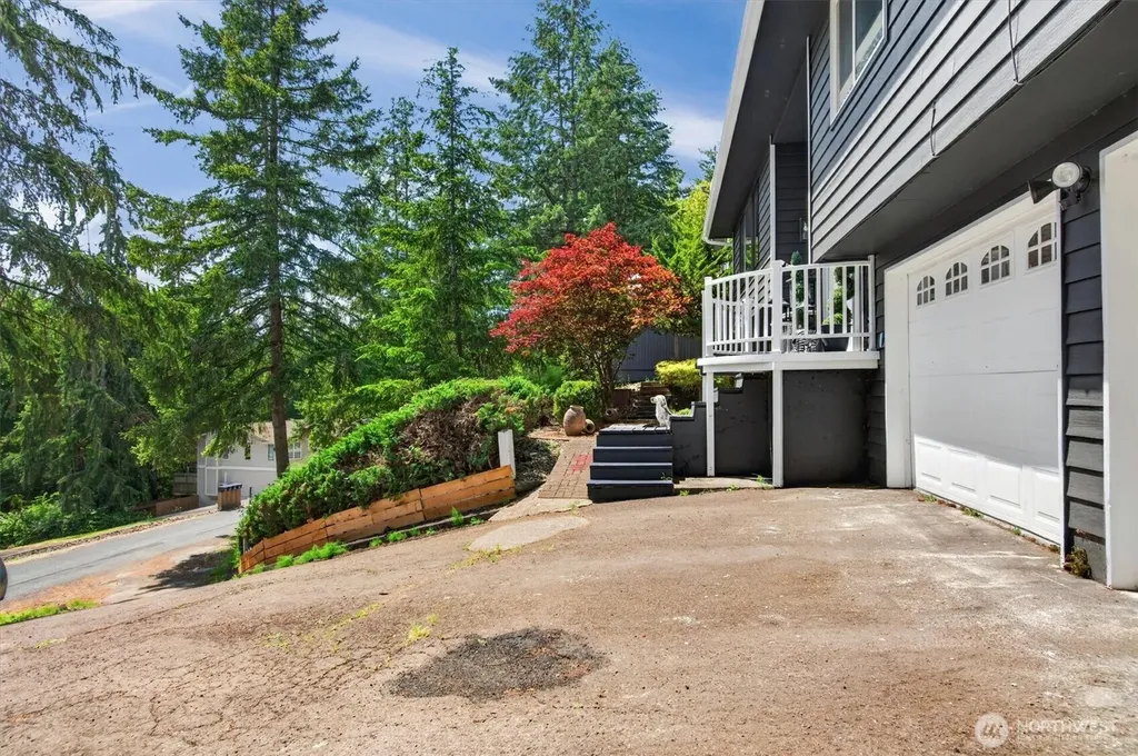 2678 Maplewood Drive Longview WA 98632