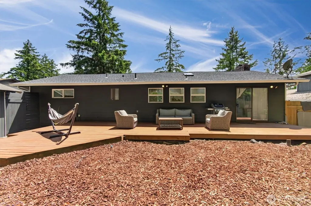 2678 Maplewood Drive Longview WA 98632