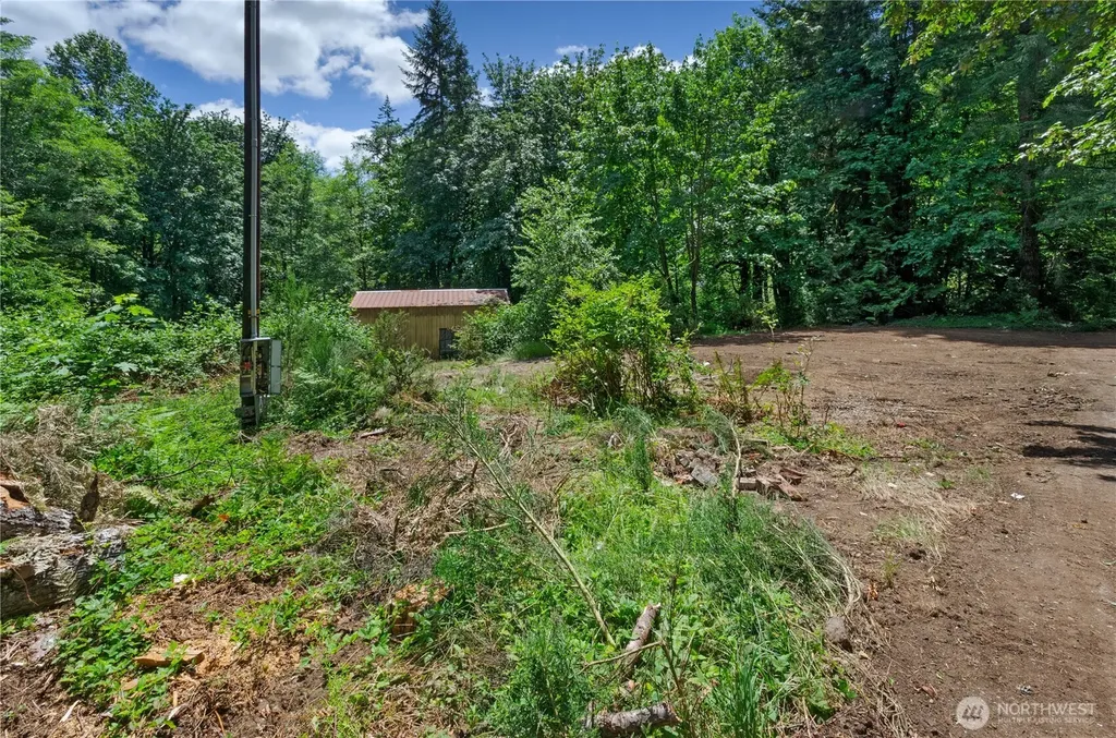 1561 W Cloquallum Road Shelton WA 98584