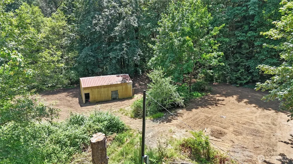 1561 W Cloquallum Road Shelton WA 98584