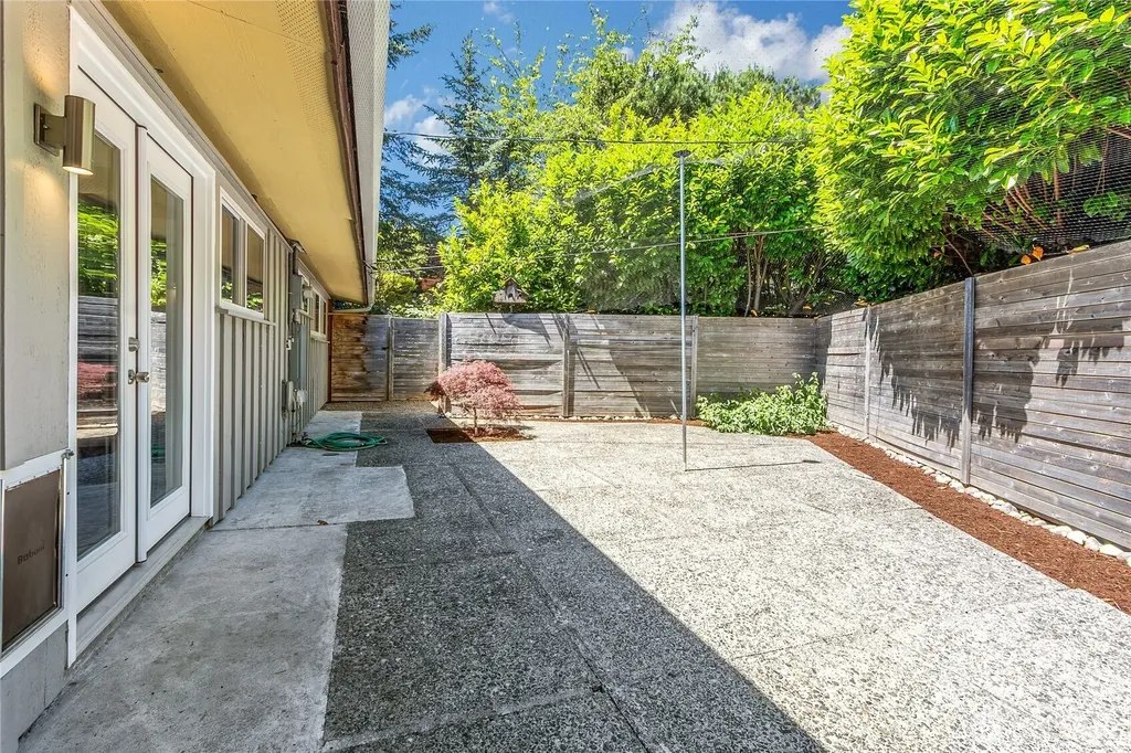 7801 Leschi Road SW Lakewood WA 98498
