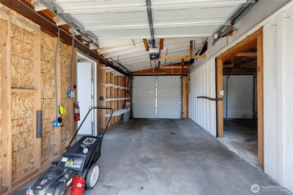 7801 Leschi Road SW Lakewood WA 98498