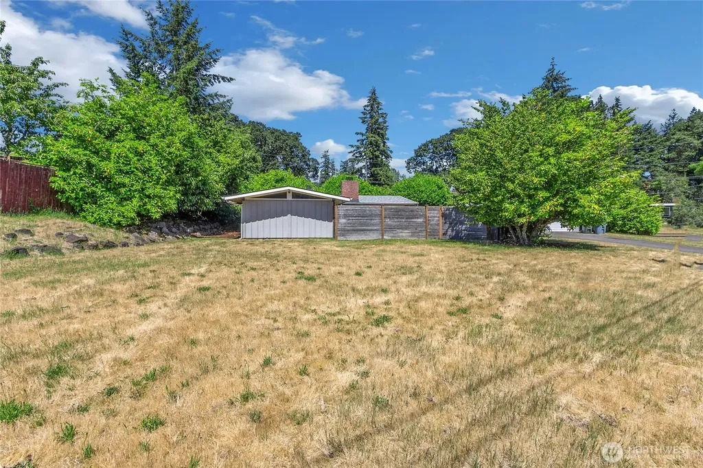 7801 Leschi Road SW Lakewood WA 98498