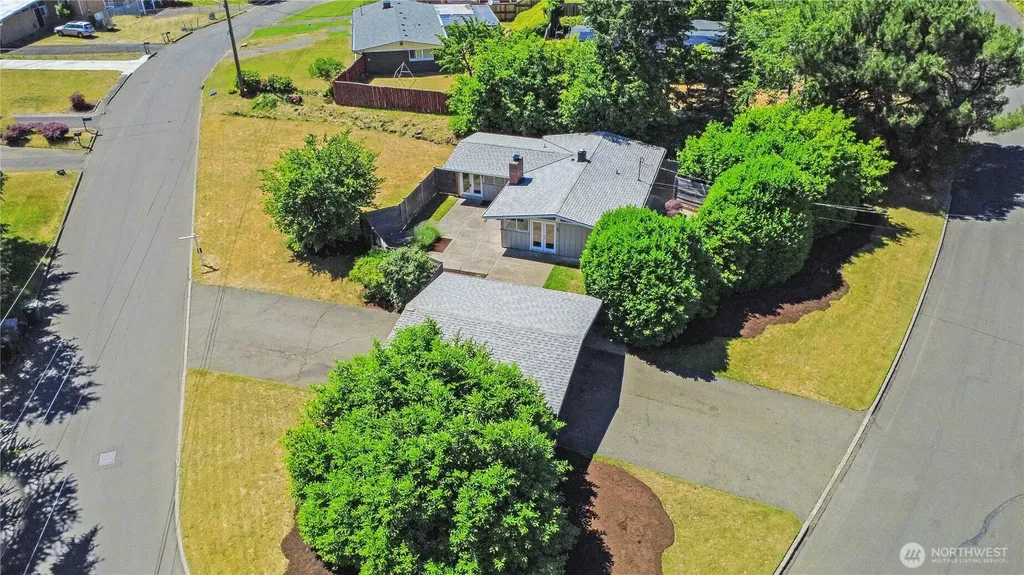 7801 Leschi Road SW Lakewood WA 98498