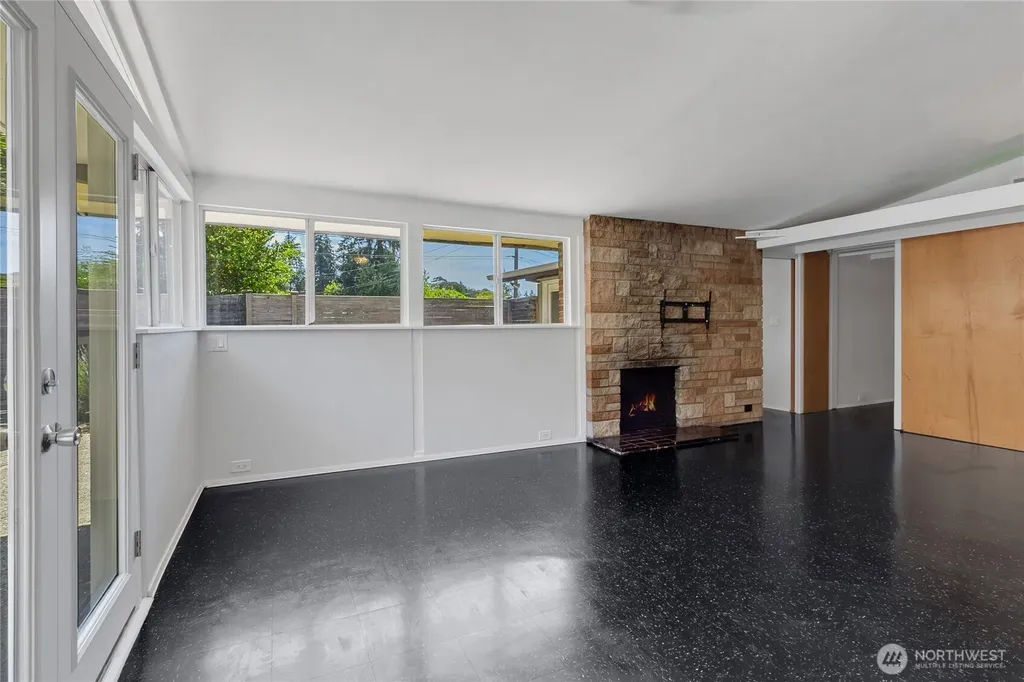7801 Leschi Road SW Lakewood WA 98498