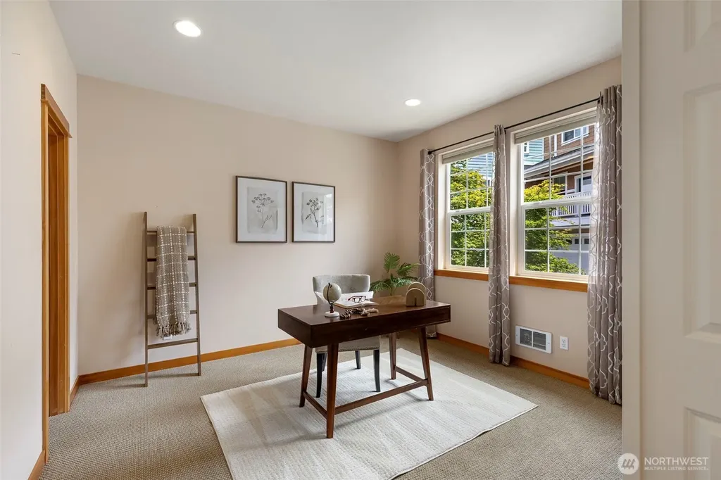19421 Scoter Lane NE Poulsbo WA 98370