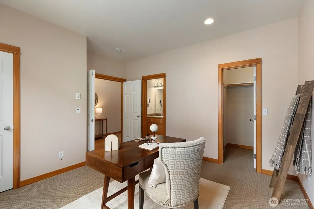 19421 Scoter Lane NE Poulsbo WA 98370