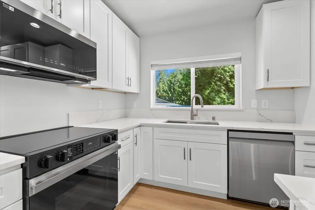 27526 43rd Avenue S Auburn WA 98001