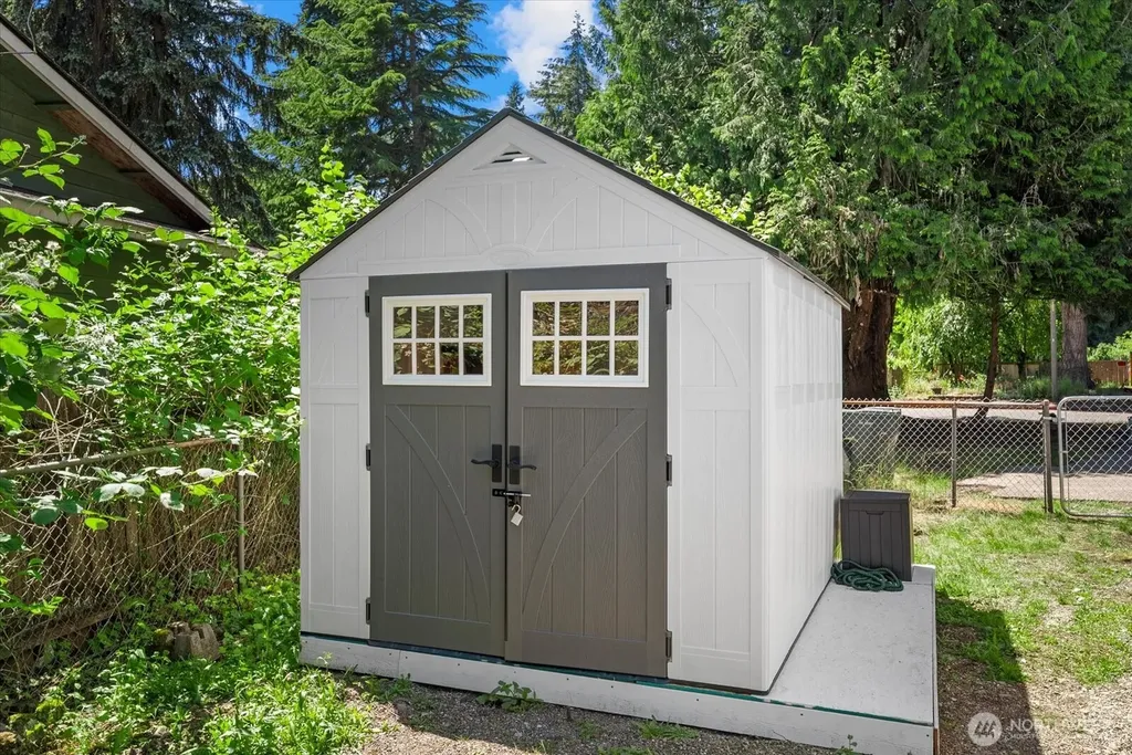 27526 43rd Avenue S Auburn WA 98001