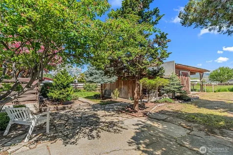 1713 N Western Avenue Wenatchee WA 98801