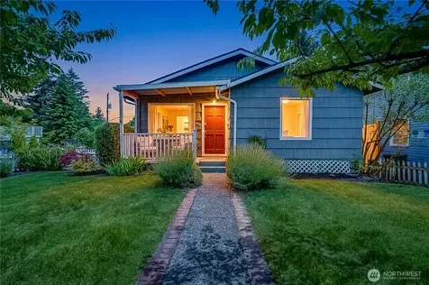 8526 17th Avenue NE Seattle WA 98115