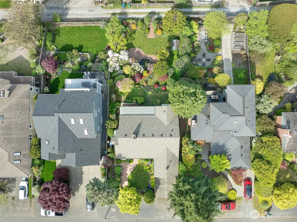 13015 8th Avenue NW Seattle WA 98177