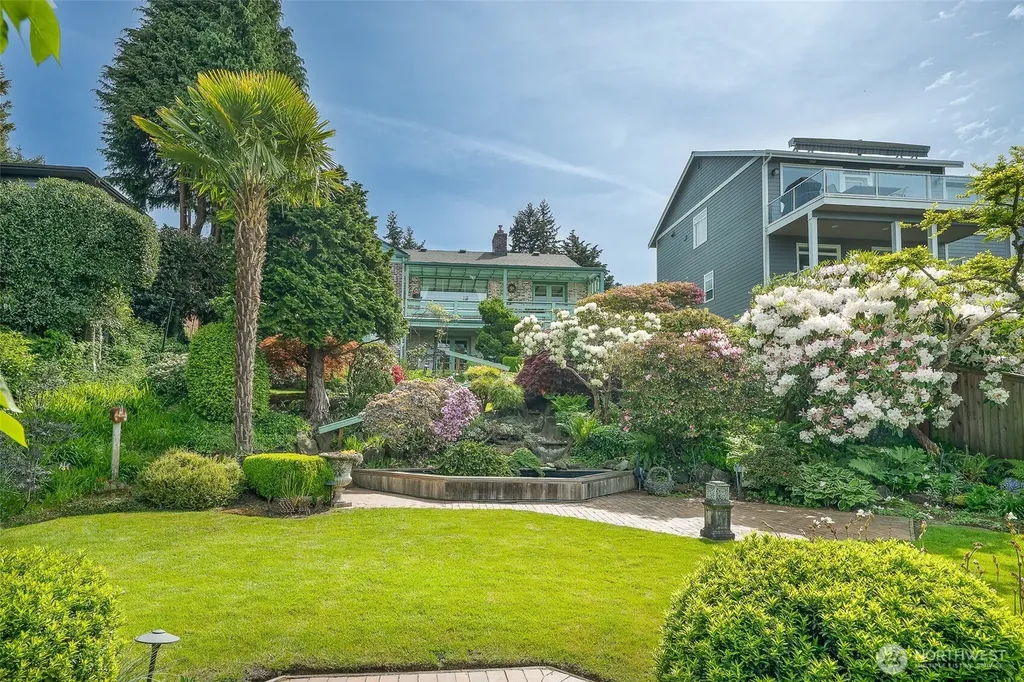 13015 8th Avenue NW Seattle WA 98177