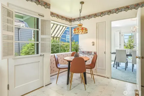 13015 8th Avenue NW Seattle WA 98177