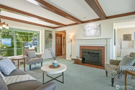 13015 8th Avenue NW Seattle WA 98177