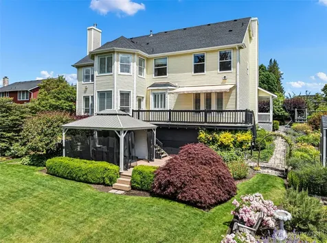 2614 Tacoma Road E Puyallup WA 98371