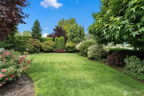 2614 Tacoma Road E Puyallup WA 98371
