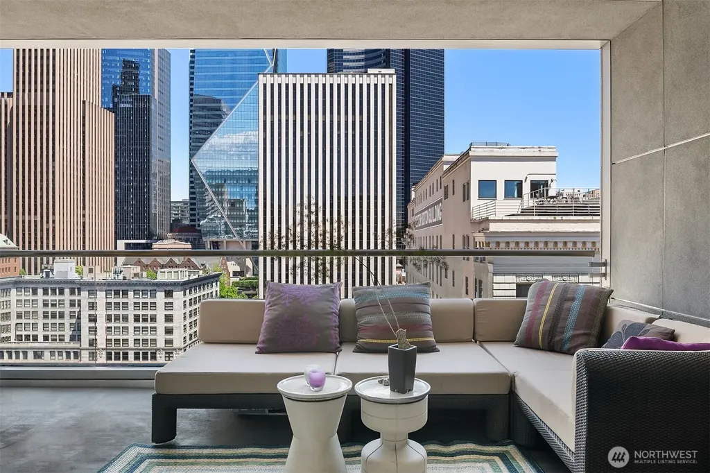 715 2nd Avenue Seattle WA 98104