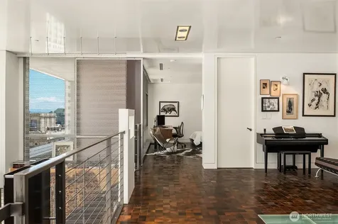 715 2nd Avenue Seattle WA 98104