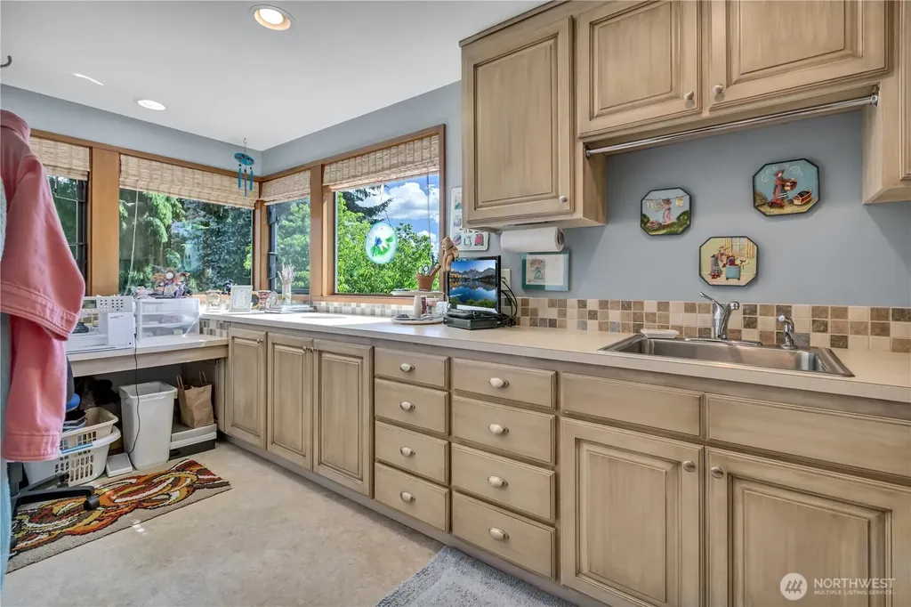 24332 140th Avenue SE Kent WA 98042