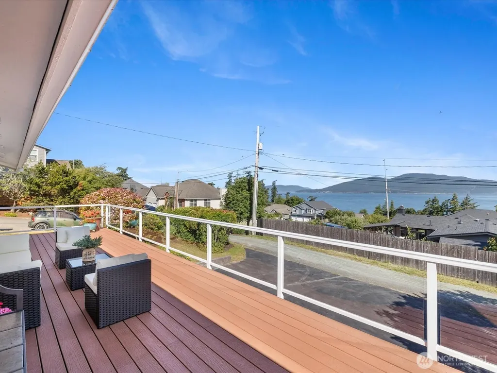 3420 W 3rd Street Anacortes WA 98221