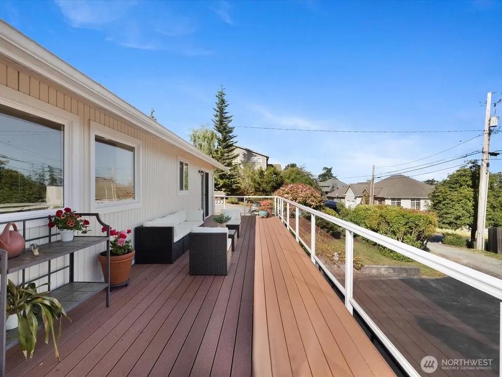 3420 W 3rd Street Anacortes WA 98221
