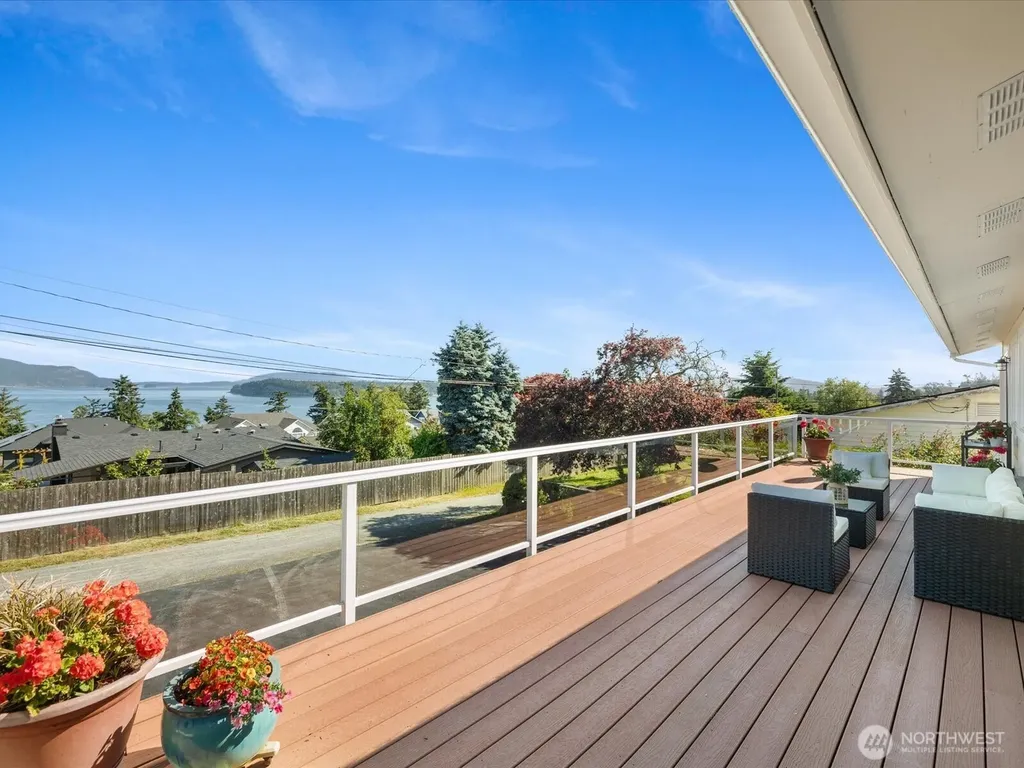 3420 W 3rd Street Anacortes WA 98221