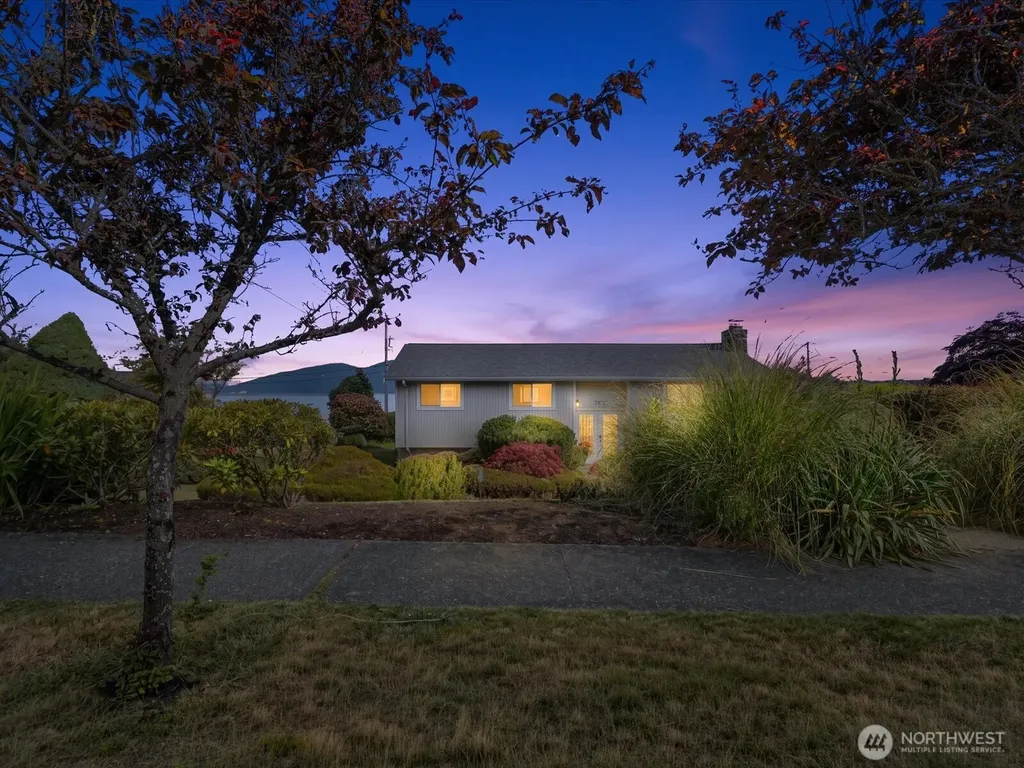 3420 W 3rd Street Anacortes WA 98221