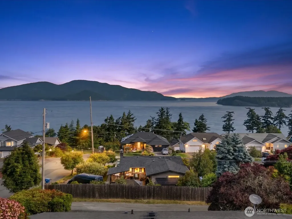 3420 W 3rd Street Anacortes WA 98221