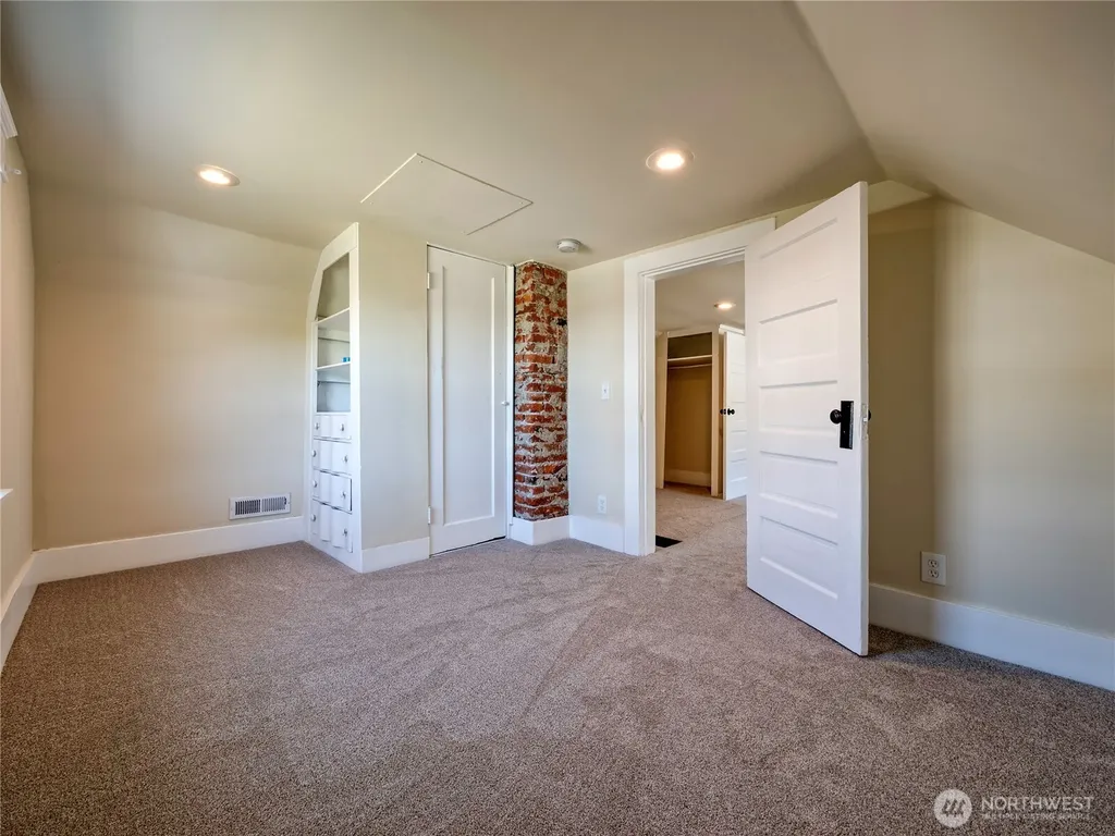1615 E Wright Avenue Tacoma WA 98404