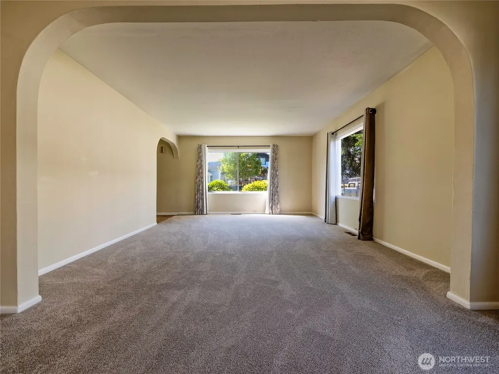 1615 E Wright Avenue Tacoma WA 98404