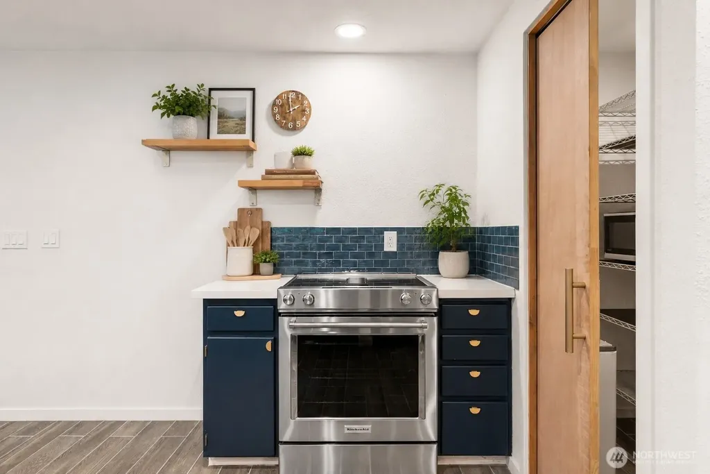 1121 Shelton Avenue SE Renton WA 98058