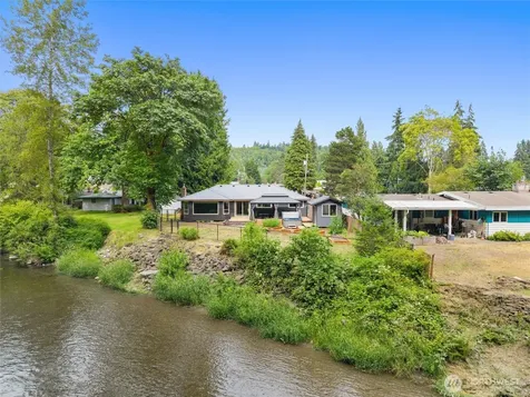 1121 Shelton Avenue SE Renton WA 98058