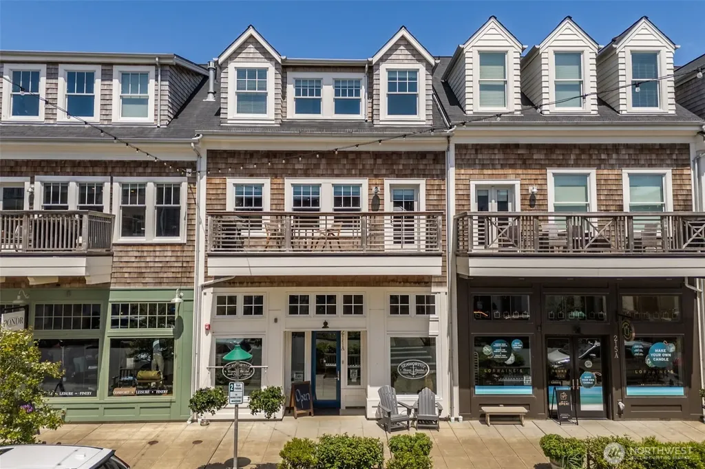 211 Market Street Pacific Beach WA 98571