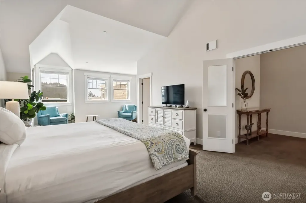 211 Market Street Pacific Beach WA 98571
