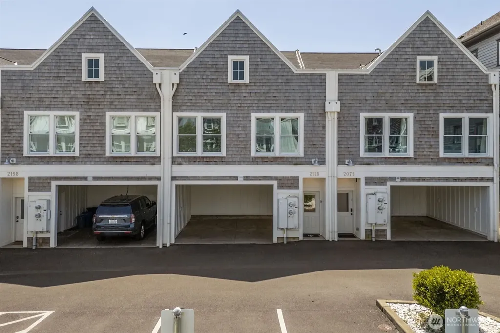 211 Market Street Pacific Beach WA 98571