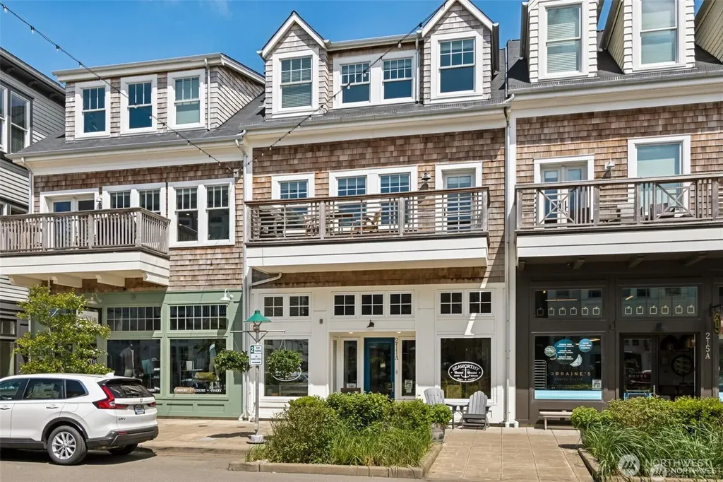 211 Market Street Pacific Beach WA 98571